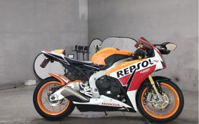 HONDA CBR1000RR 2015 SC59