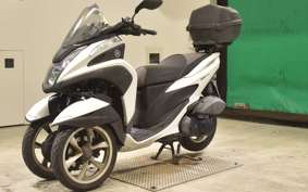 YAMAHA TRICITY 125 SE82J