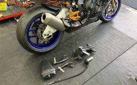 YAMAHA YZF-R1 M 2018 RN49