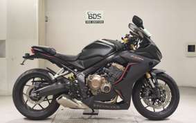 HONDA CBR650R 2019 RH03