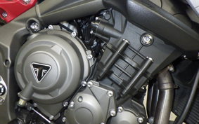 TRIUMPH STREET TRIPLE RS 2021
