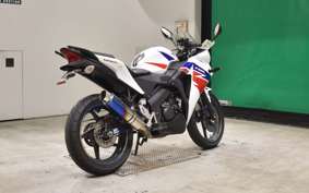 HONDA CBR125R JC50
