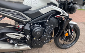 TRIUMPH TRIUMPH STREET TRIPLE R 2024 HDA604