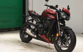 TRIUMPH STREET TRIPLE RS 2025