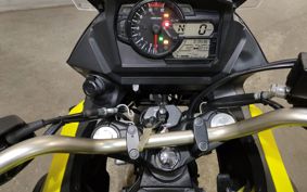 SUZUKI DL650 ( V-Strom 650 ) 2020 C733A