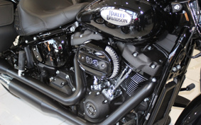 HARLEY  HARLEY FLHCS 2023 YBK