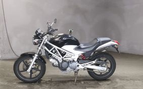 HONDA VTR 250 MC33