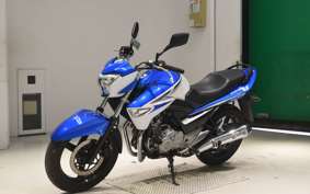 SUZUKI GSR250