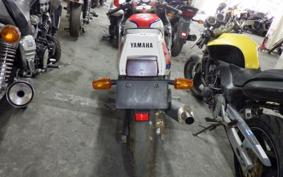 YAMAHA FZR250 2KR