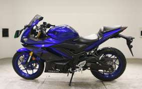 YAMAHA YZF-R25 A 2017 RG43J