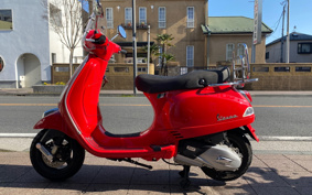VESPA LX125