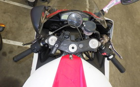 YAMAHA YZF-R6