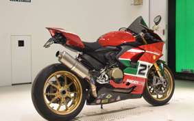 DUCATI DUCATI パニガーレV2ベイリス 2018