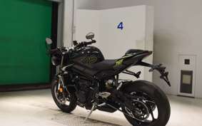 TRIUMPH STREET TRIPLE RS 2025