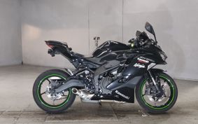KAWASAKI NINJA ZX-25R ZX250E