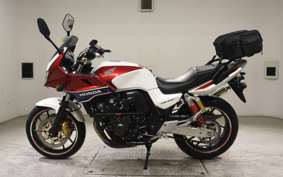 HONDA CB400 SUPER BOLDOR A 2014 NC42