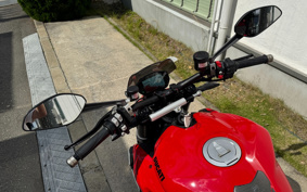 DUCATI STREET FIGHTER V2 2023 3F00