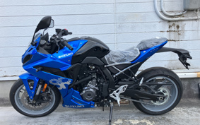 SUZUKI GSX-8R EM1AA