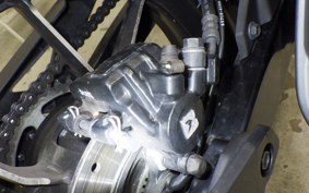 SUZUKI ｼﾞｸｻｰ250SF ED22B