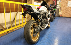 YAMAHA YZF-R7 2022 RM39J