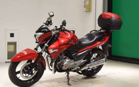 SUZUKI GSR250 2026