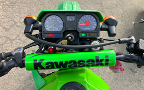 KAWASAKI KMX200 MX200A