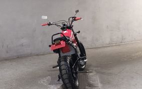 YAMAHA TW225 DG09J