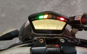 DUCATI  DUCATI  STREET  FIGHTER 848 F102AA