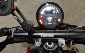 TRIUMPH TRIDENT 660 2025 L21U42