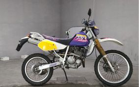 SUZUKI DR250R SJ45A