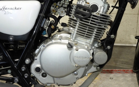 SUZUKI GLASS TRACKER BIG BOY NJ4DA