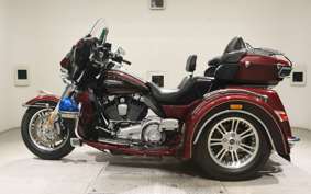 HARLEY FLHTCUTG TRIKE 2014