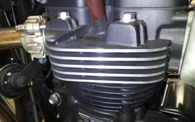 TRIUMPH STREET TWIN 2018