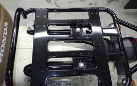 HONDA C50 SUPER CUB 2003 AA09