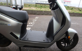 HONDA EM1 e: EF16