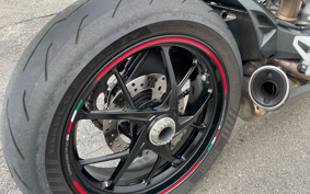 DUCATI STREET FIGHTER V2 2025 3F00