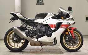 YAMAHA YZF-R1 2022 RN65J