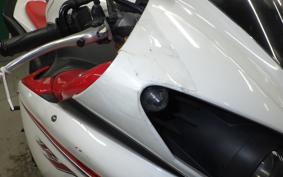 YAMAHA YZF-R1 2010