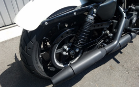 HARLEY XL883N 2017 LE2