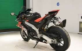 APRILIA RSV4 1100ファクトリ 2023