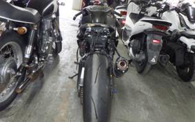 SUZUKI GSX-R750 2011