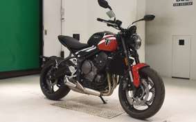 TRIUMPH TRIDENT 660 2026