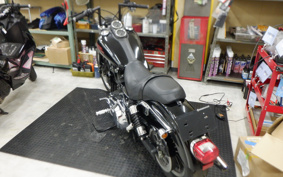 HARLEY HARLEY FXDL1580 2004 GDV