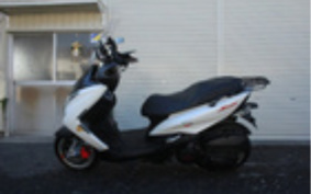 YAMAHA S-MAX SG27