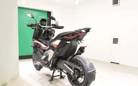 HONDA X-ADV 750 2022 RH10