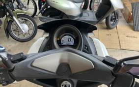 YAMAHA N-MAX SE86J