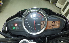 SUZUKI GSR250