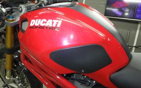 DUCATI MONSTER 1100S 2010