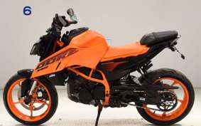 KTM 390 DUKE 2024