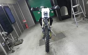TRIUMPH TF250-E 2014
